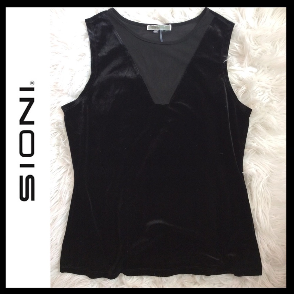 Liquid by Sioni Velvet Sleeveless Top